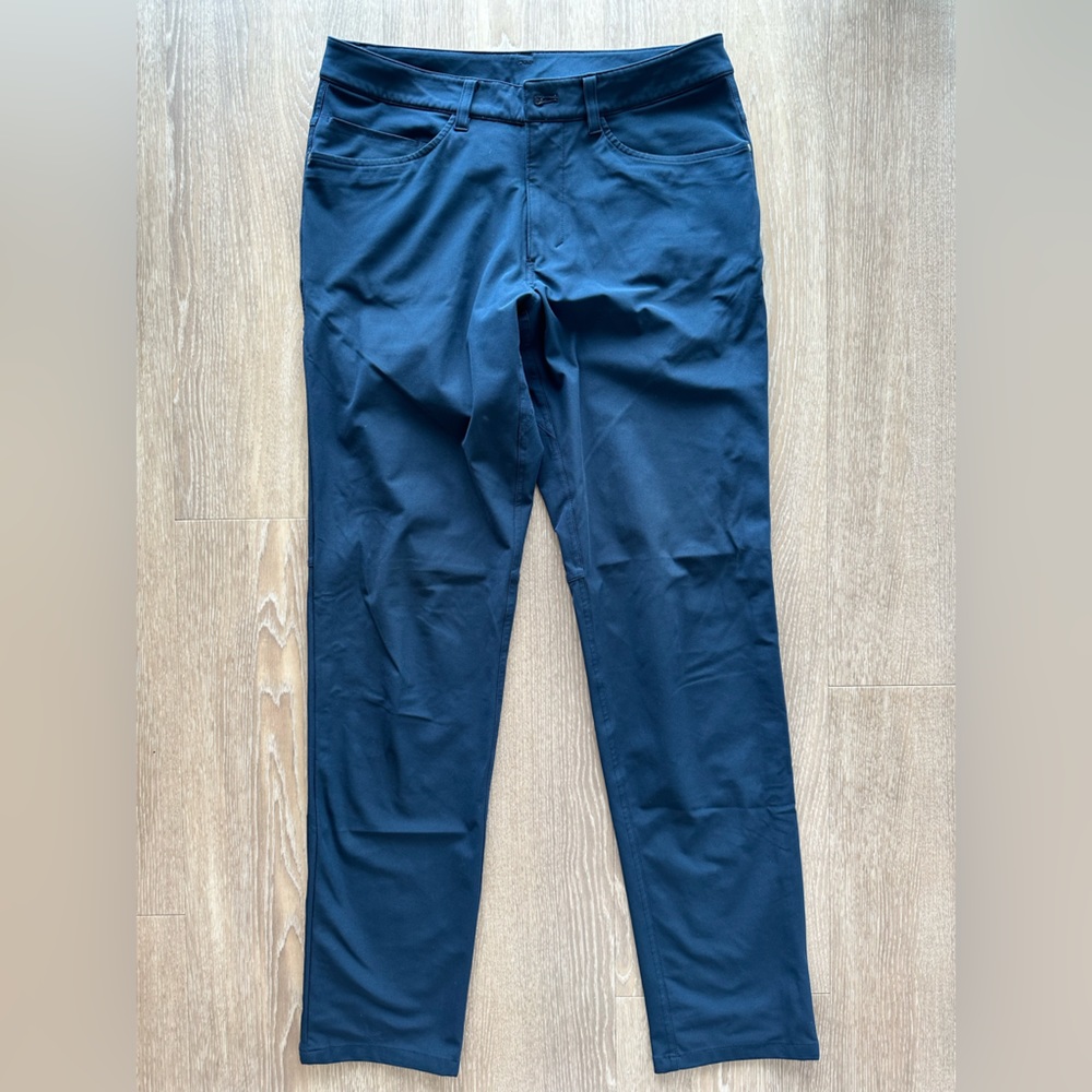 Lululemon Classic Fit ABC Pant 32” in True Navy